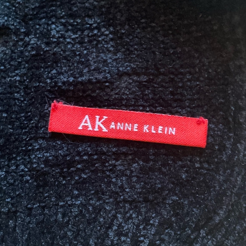 Anne Klein Black Oblong Scarf - Picture 4 of 4